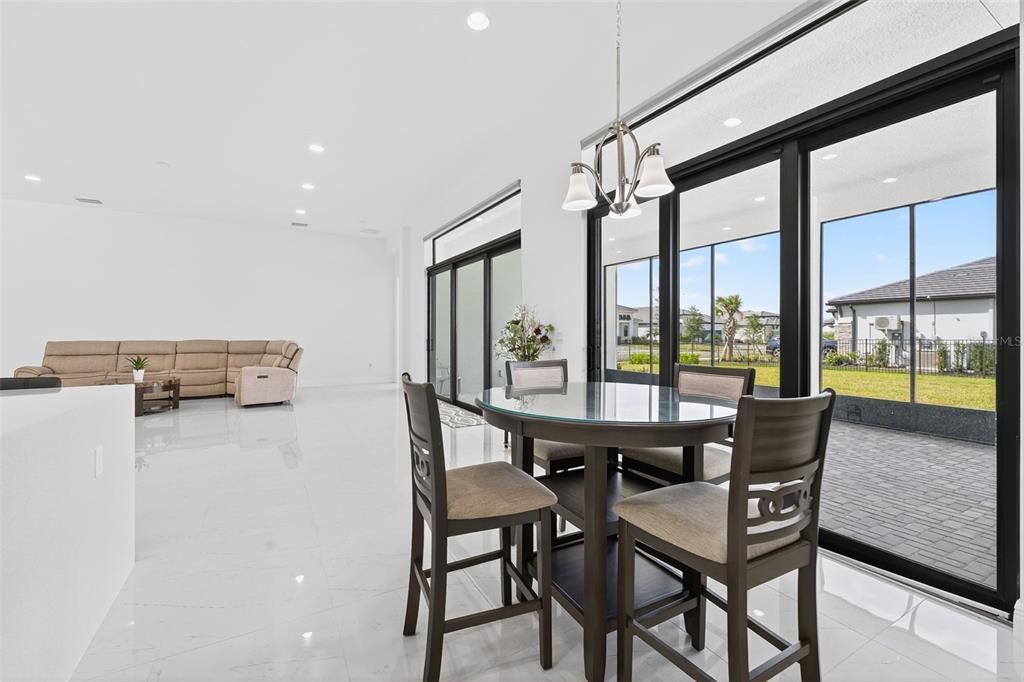 For Sale: $1,050,000 (3 beds, 3 baths, 3066 Square Feet)