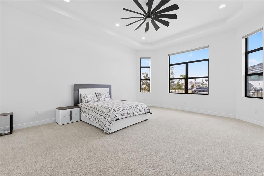 For Sale: $1,050,000 (3 beds, 3 baths, 3066 Square Feet)