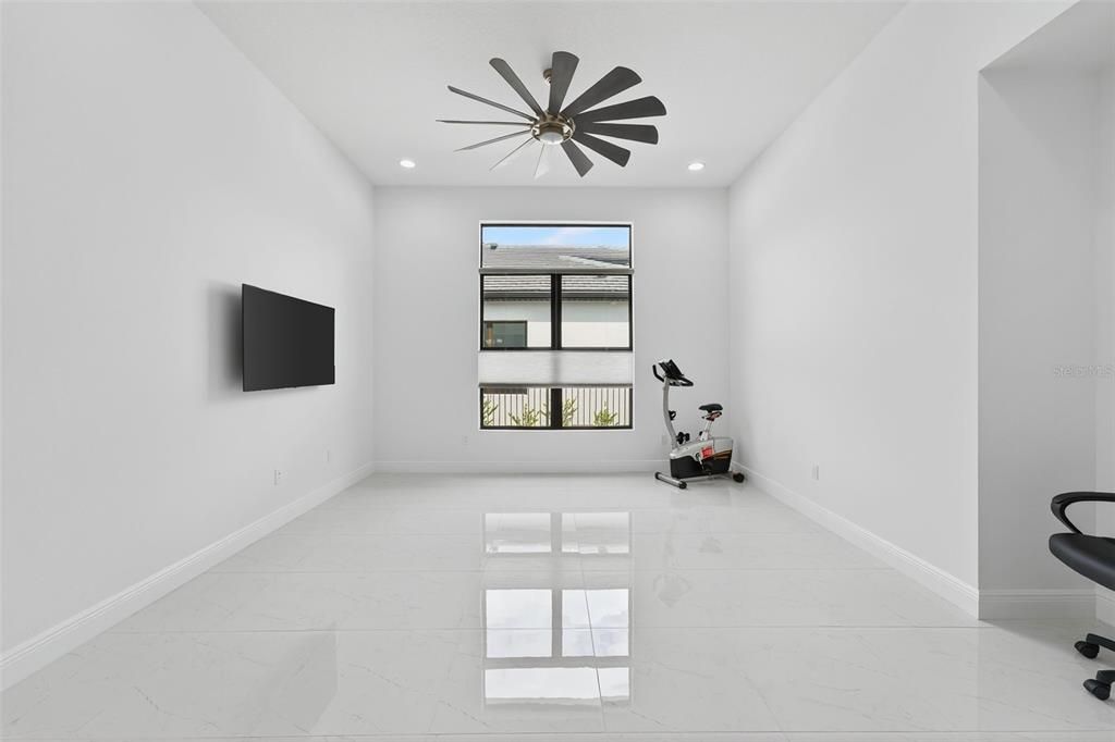 For Sale: $1,050,000 (3 beds, 3 baths, 3066 Square Feet)