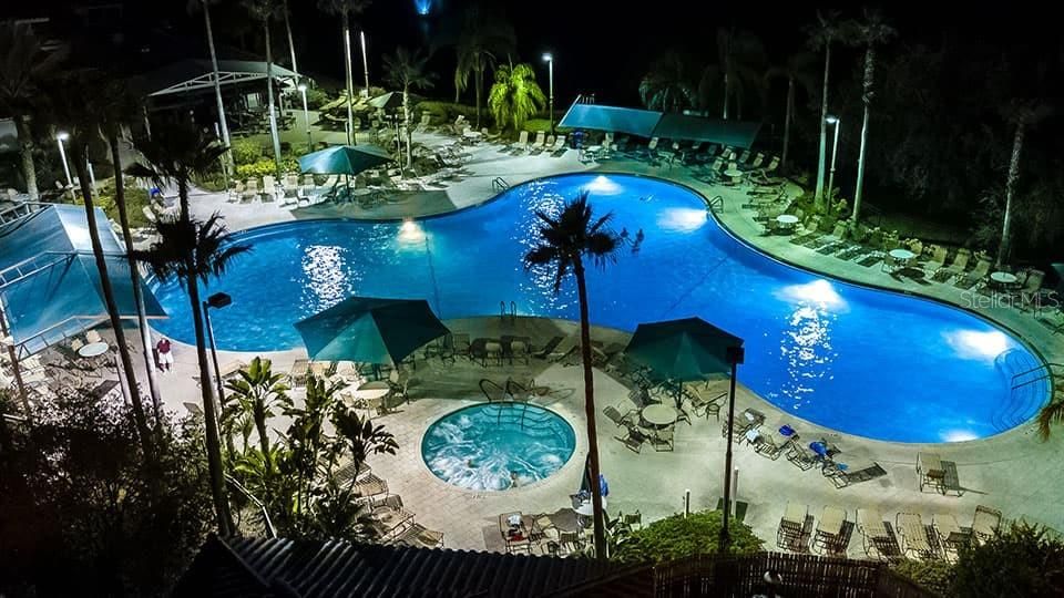 Под контрактом: $119,900 (2 спален, 2 ванн, 960 Квадратных фут)