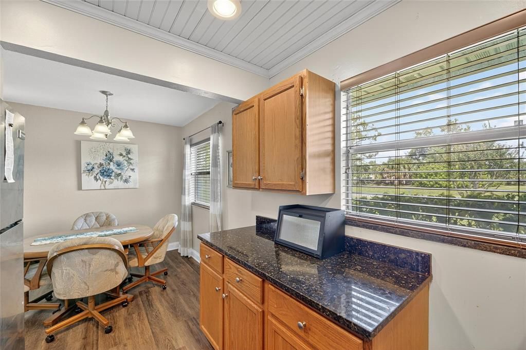 Под контрактом: $119,900 (2 спален, 2 ванн, 960 Квадратных фут)