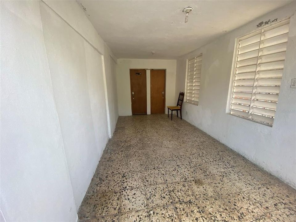 На продажу: $130,000 (4 спален, 4 ванн, 4228 Квадратных фут)