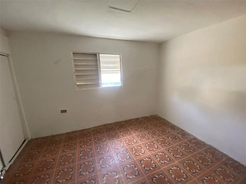 На продажу: $130,000 (4 спален, 4 ванн, 4228 Квадратных фут)