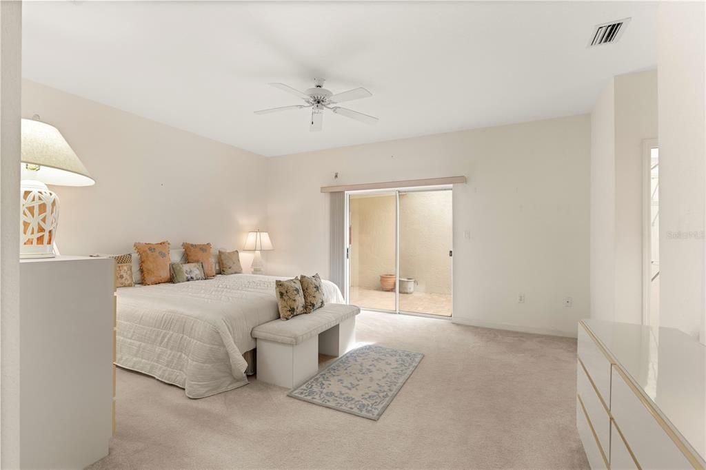 For Sale: $425,000 (3 beds, 2 baths, 2224 Square Feet)