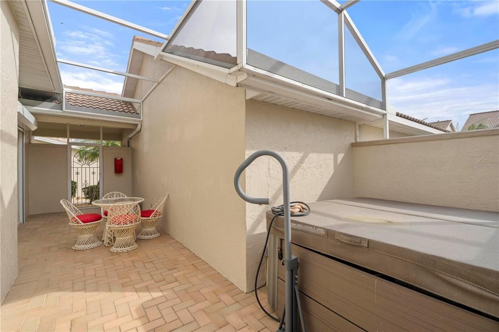 For Sale: $425,000 (3 beds, 2 baths, 2224 Square Feet)