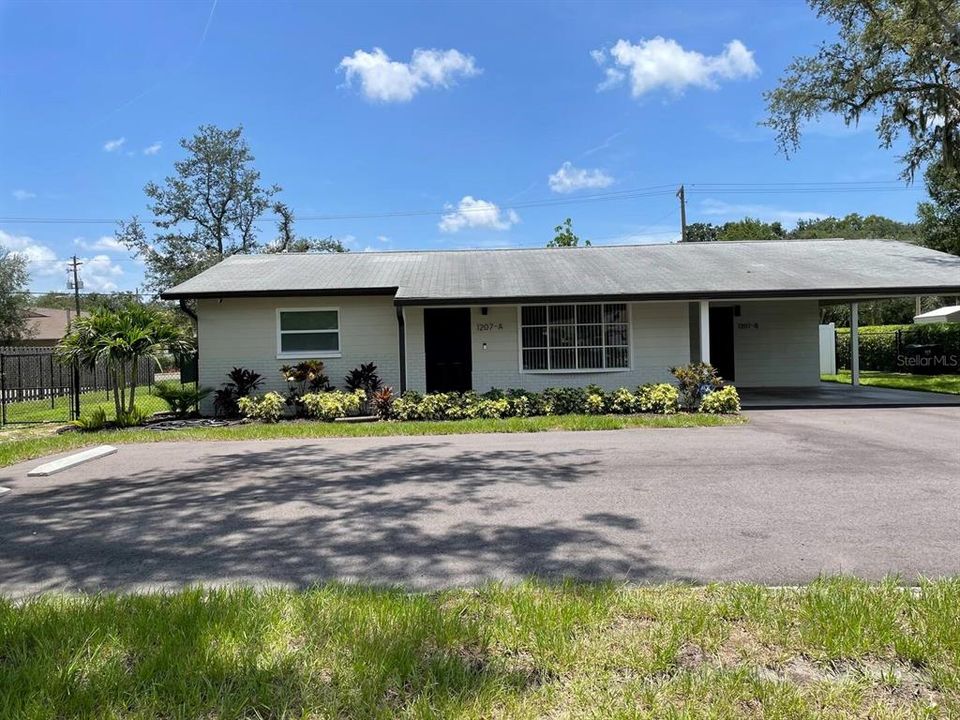 最近售出: $439,000 (2 贝兹, 2 浴室, 1450 平方英尺)