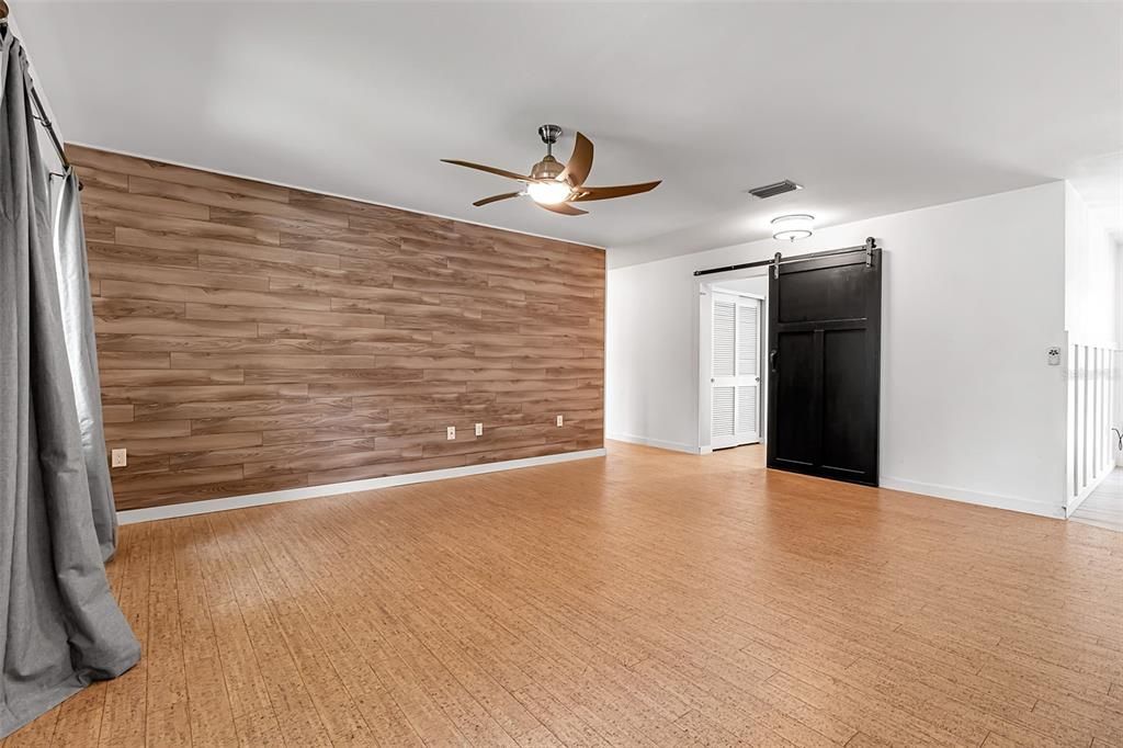 合同活跃: $450,000 (3 贝兹, 2 浴室, 1480 平方英尺)