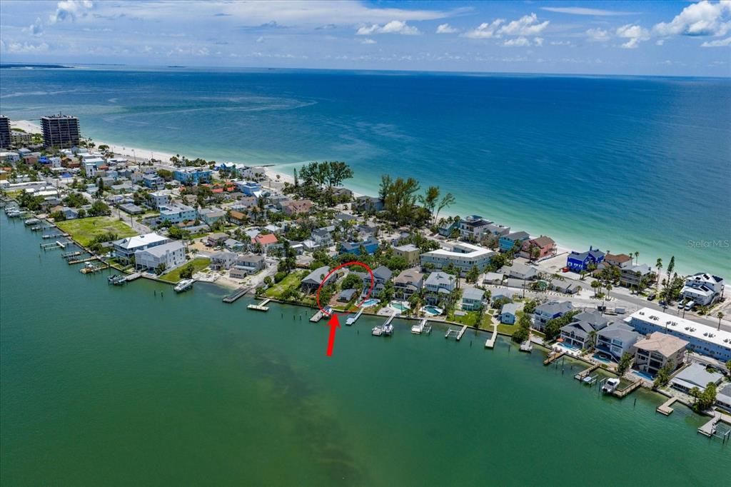 待售: $1,480,000 (0.17 acres)