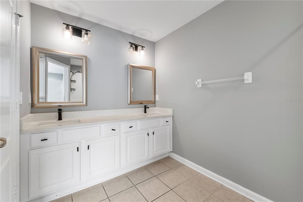 В аренду: $2,250 (3 спален, 2 ванн, 1588 Квадратных фут)