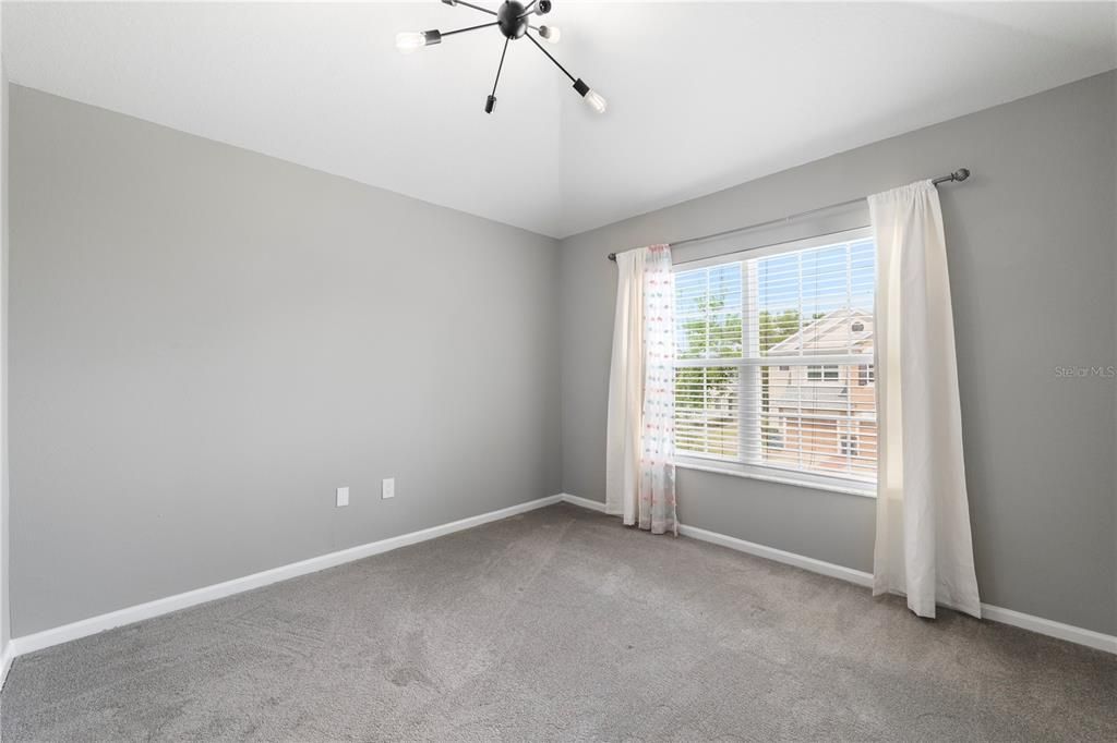 В аренду: $2,250 (3 спален, 2 ванн, 1588 Квадратных фут)