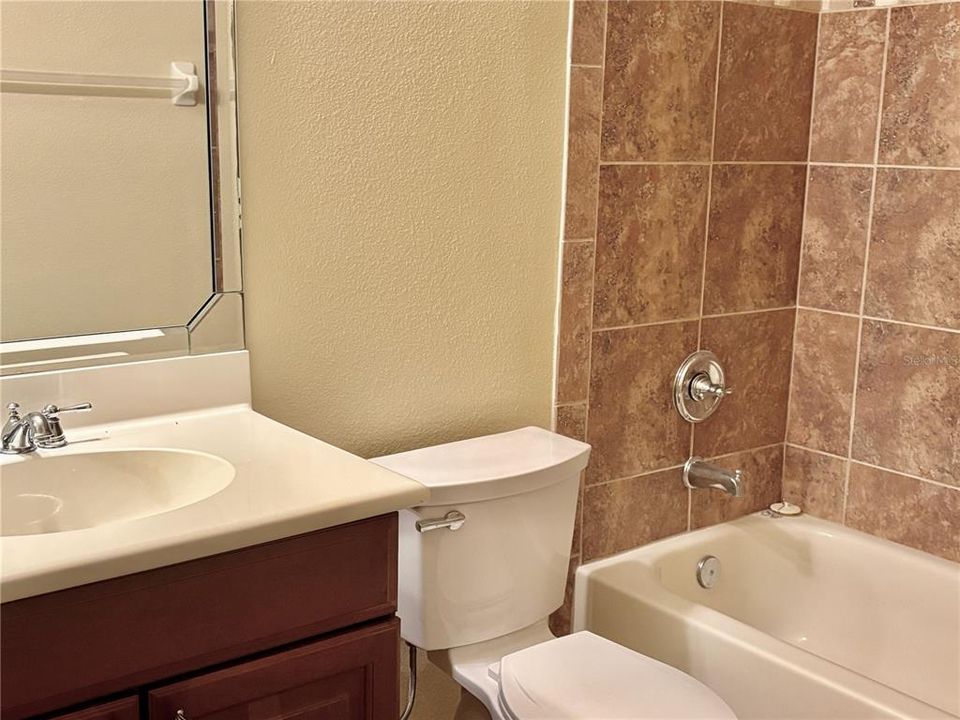 出租: $2,800 (3 贝兹, 3 浴室, 2007 平方英尺)