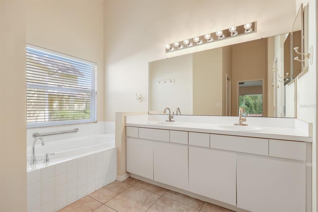 Active With Contract: $395,000 (4 beds, 2 baths, 2042 Square Feet)