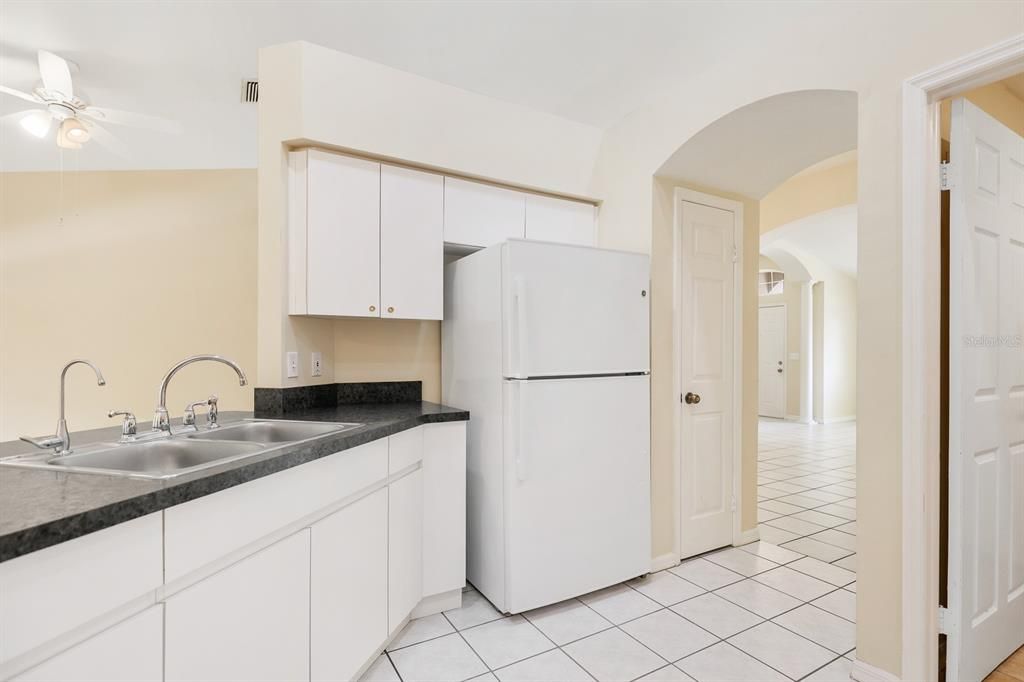 Active With Contract: $395,000 (4 beds, 2 baths, 2042 Square Feet)