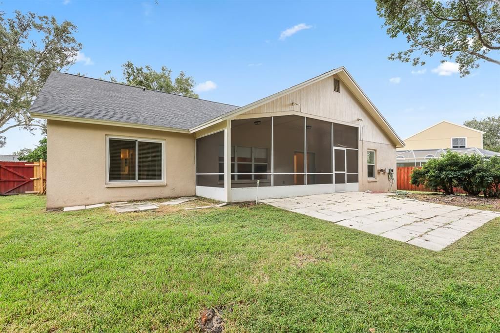 Active With Contract: $395,000 (4 beds, 2 baths, 2042 Square Feet)