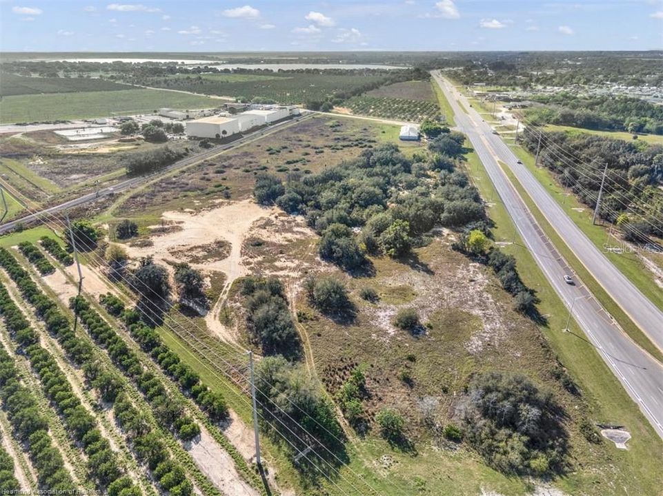 En Venta: $589,000 (9.30 acres)