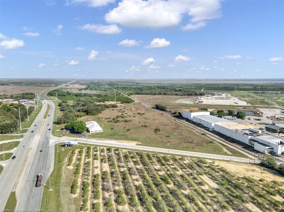 En Venta: $589,000 (9.30 acres)