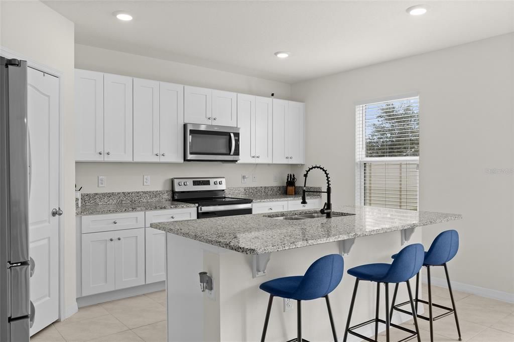 Active With Contract: $450,000 (4 beds, 2 baths, 2404 Square Feet)