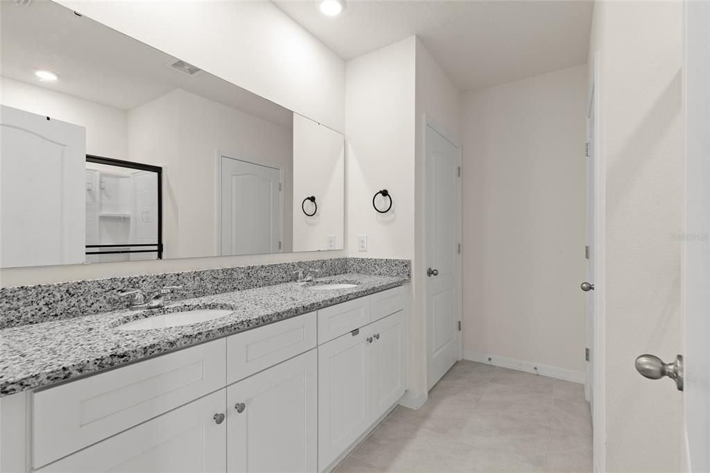 Active With Contract: $450,000 (4 beds, 2 baths, 2404 Square Feet)