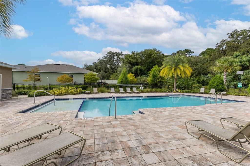 Active With Contract: $450,000 (4 beds, 2 baths, 2404 Square Feet)