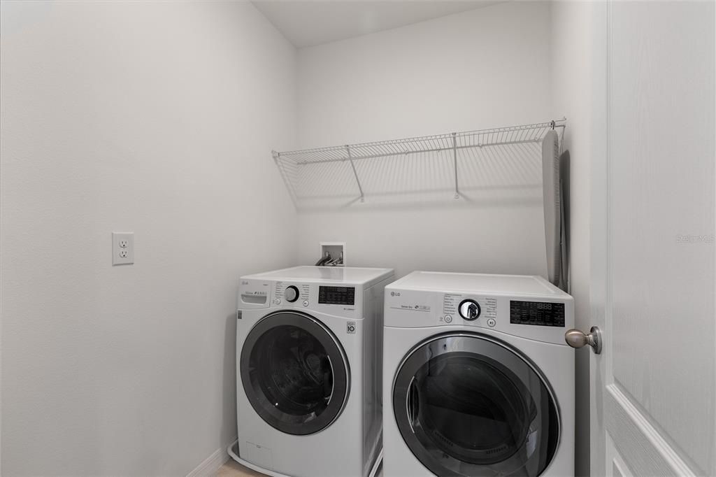 Active With Contract: $450,000 (4 beds, 2 baths, 2404 Square Feet)