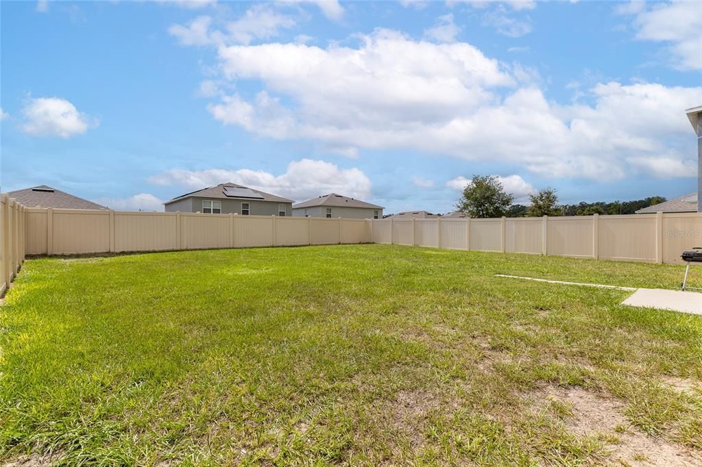 Active With Contract: $450,000 (4 beds, 2 baths, 2404 Square Feet)