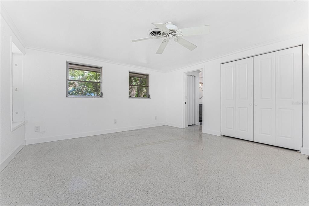 Active With Contract: $519,900 (2 beds, 2 baths, 1620 Square Feet)