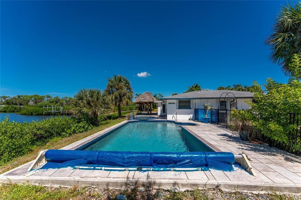 Active With Contract: $519,900 (2 beds, 2 baths, 1620 Square Feet)