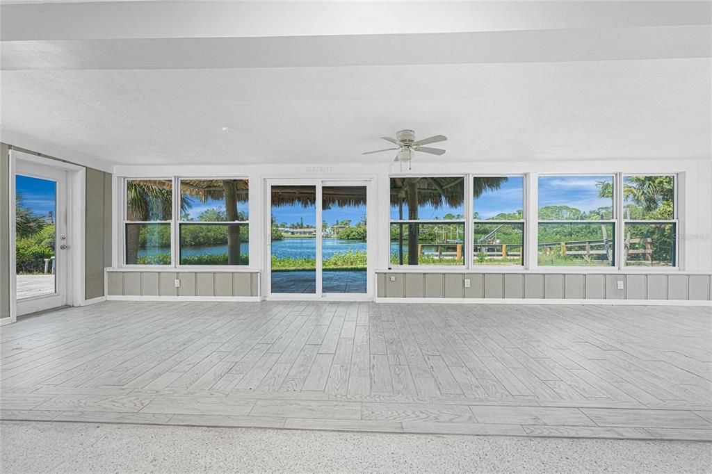 Active With Contract: $519,900 (2 beds, 2 baths, 1620 Square Feet)