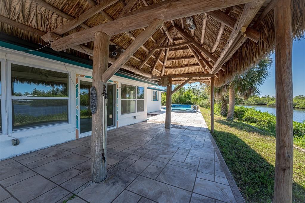 Active With Contract: $519,900 (2 beds, 2 baths, 1620 Square Feet)