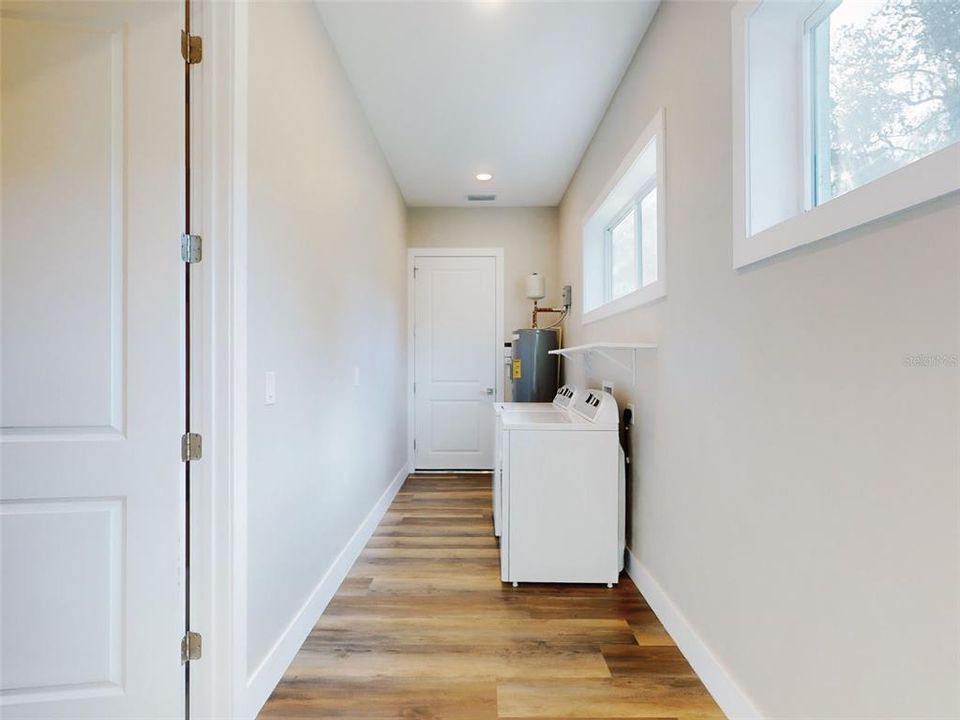 На продажу: $835,000 (3 спален, 2 ванн, 1877 Квадратных фут)