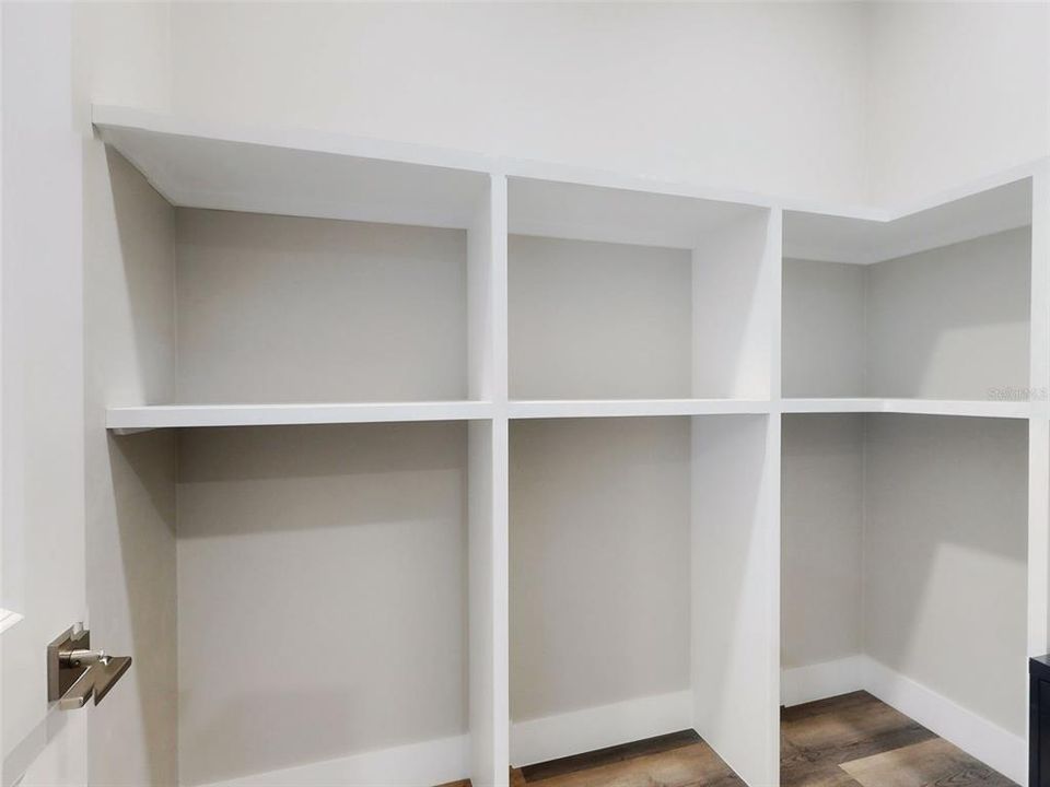 На продажу: $835,000 (3 спален, 2 ванн, 1877 Квадратных фут)