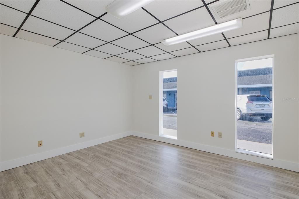 待售: $74,400 (0 贝兹, 0 浴室, 6144 平方英尺)