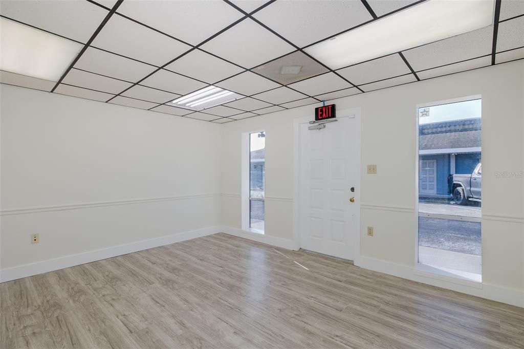 待售: $74,400 (0 贝兹, 0 浴室, 6144 平方英尺)