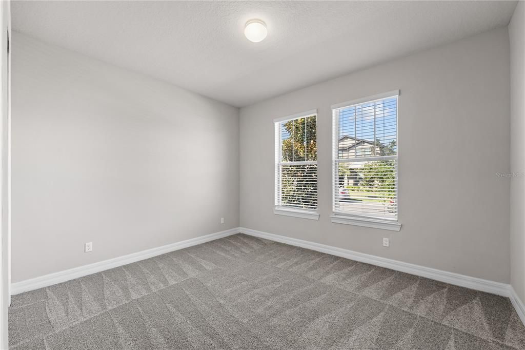 For Sale: $579,000 (4 beds, 3 baths, 2690 Square Feet)