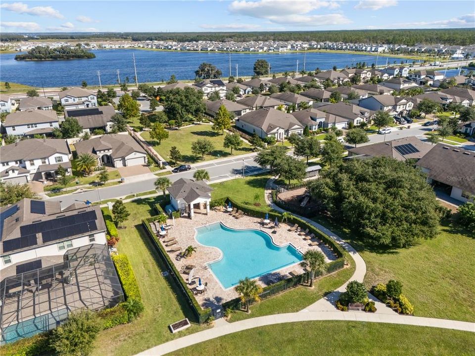 For Sale: $579,000 (4 beds, 3 baths, 2690 Square Feet)