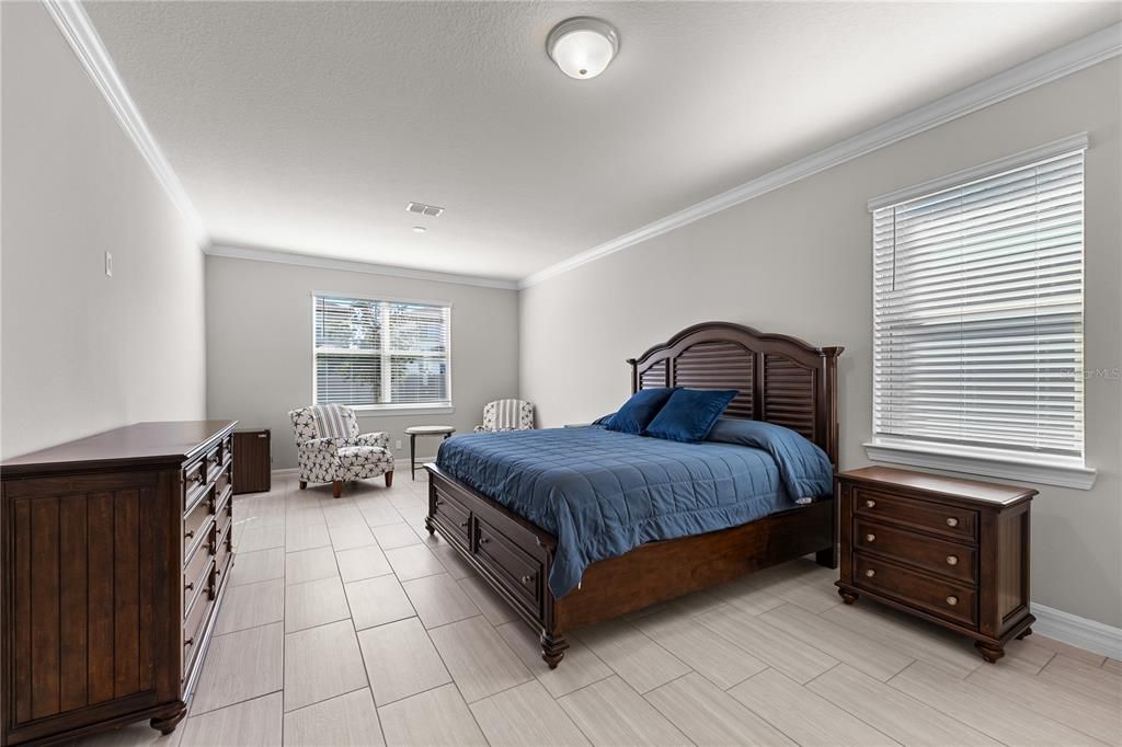 For Sale: $579,000 (4 beds, 3 baths, 2690 Square Feet)