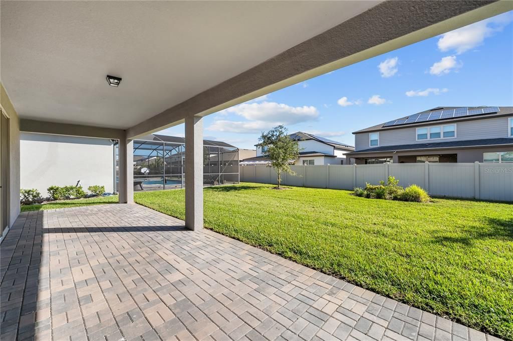 For Sale: $579,000 (4 beds, 3 baths, 2690 Square Feet)