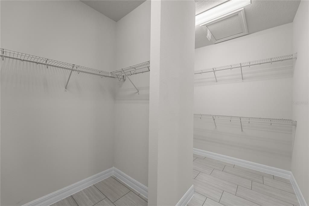 For Sale: $579,000 (4 beds, 3 baths, 2690 Square Feet)