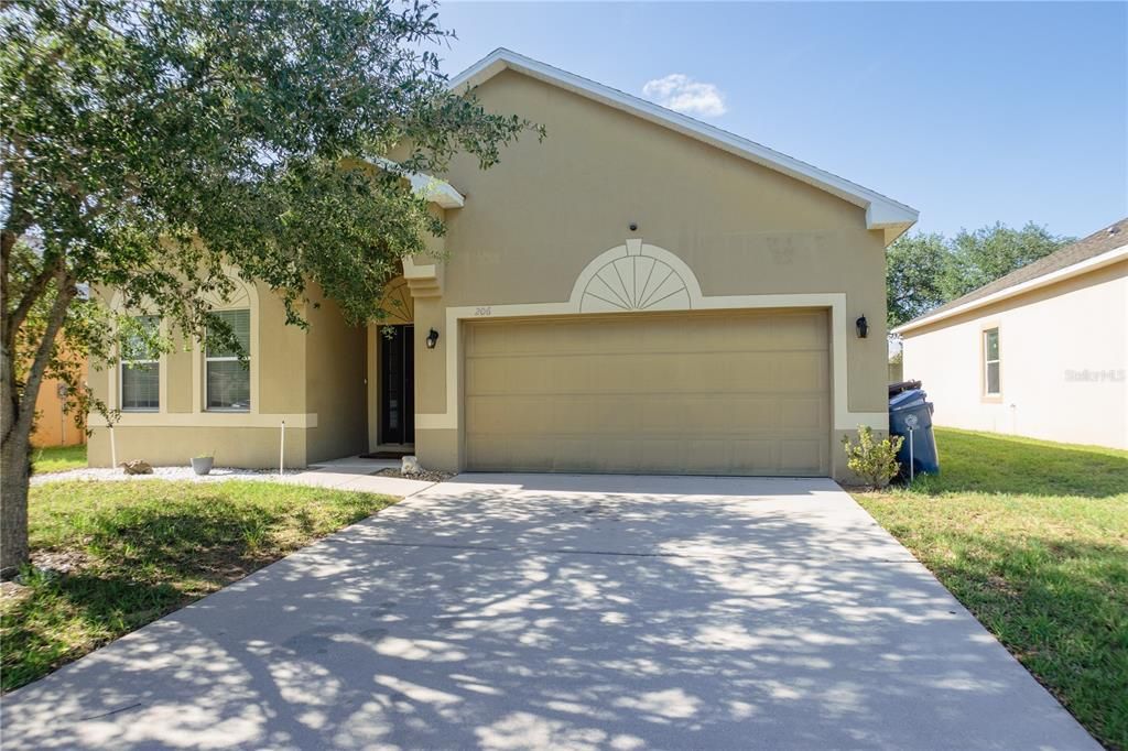 En Renta: $1,699 (3 camas, 2 baños, 1884 Pies cuadrados)