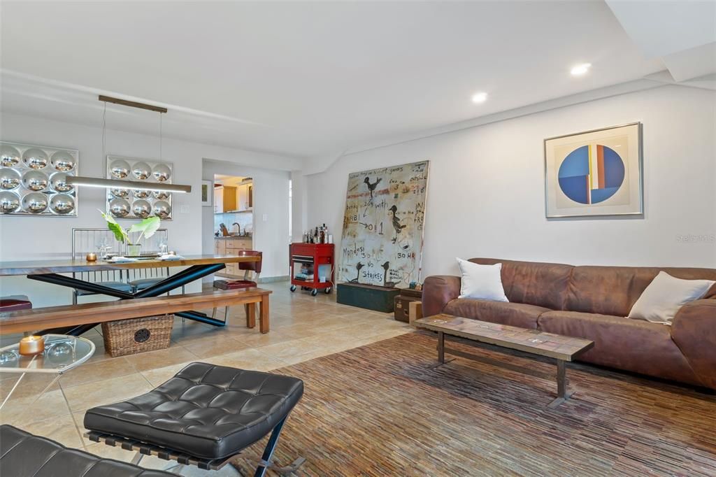 For Sale: $630,000 (3 beds, 2 baths, 1633 Square Feet)