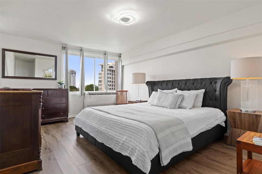 For Sale: $630,000 (3 beds, 2 baths, 1633 Square Feet)