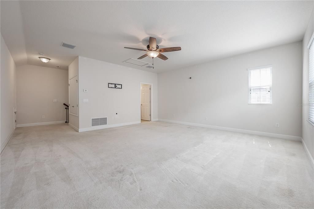 Active With Contract: $424,900 (4 beds, 3 baths, 2396 Square Feet)