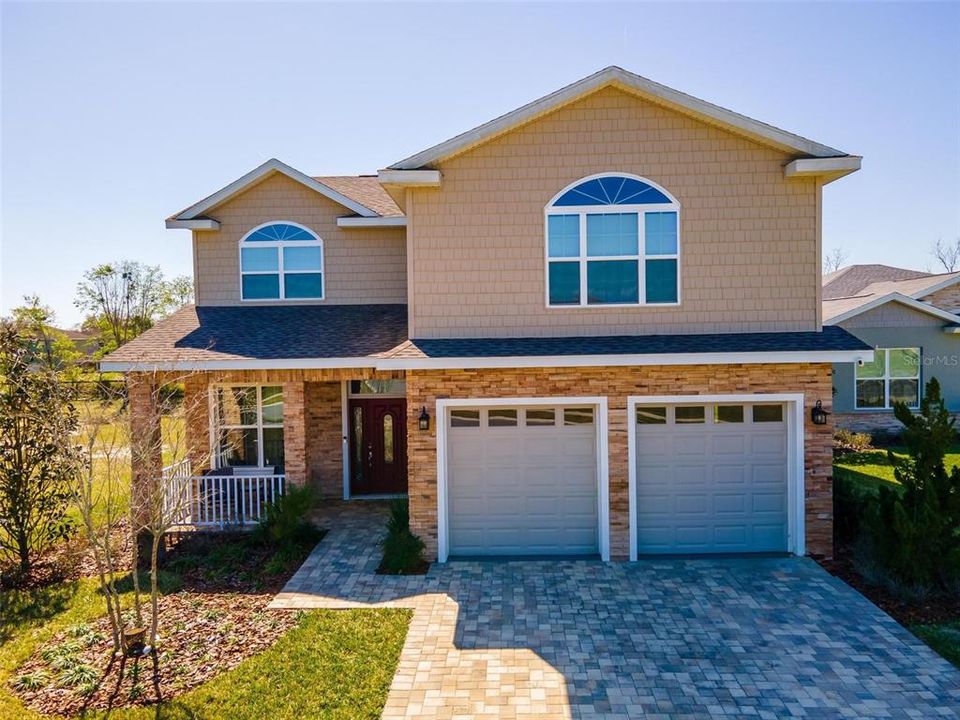 For Sale: $515,000 (4 beds, 2 baths, 2419 Square Feet)