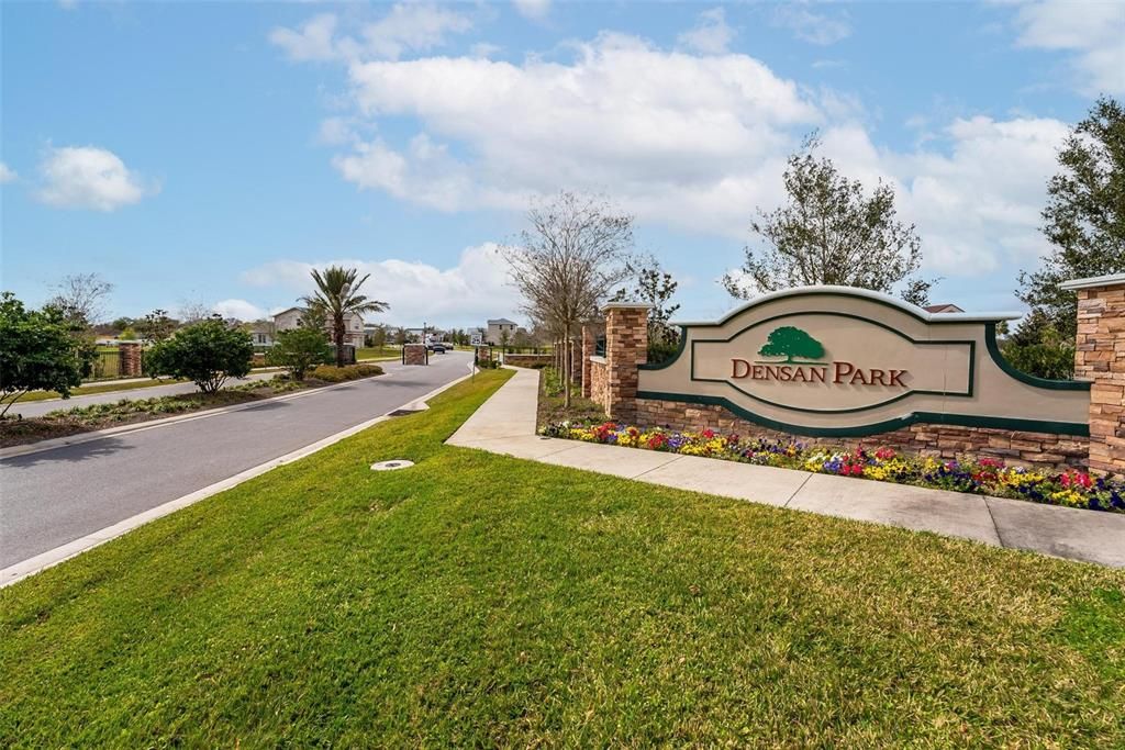 For Sale: $515,000 (4 beds, 2 baths, 2419 Square Feet)