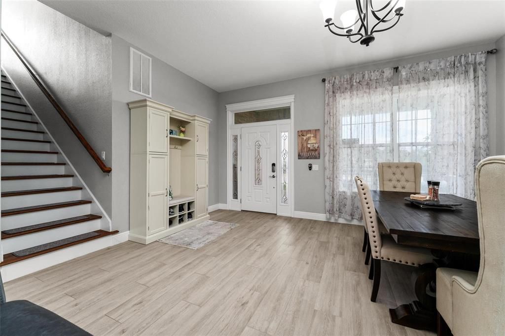 For Sale: $515,000 (4 beds, 2 baths, 2419 Square Feet)