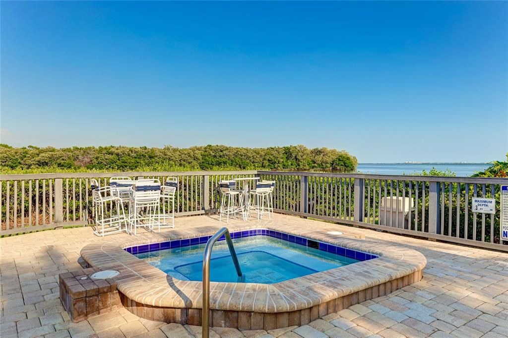 Active With Contract: $460,000 (2 beds, 2 baths, 1705 Square Feet)