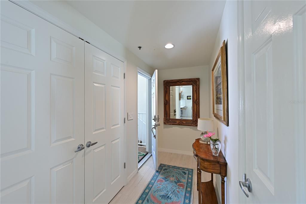 Active With Contract: $460,000 (2 beds, 2 baths, 1705 Square Feet)