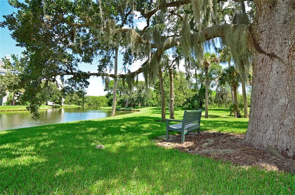 Active With Contract: $460,000 (2 beds, 2 baths, 1705 Square Feet)