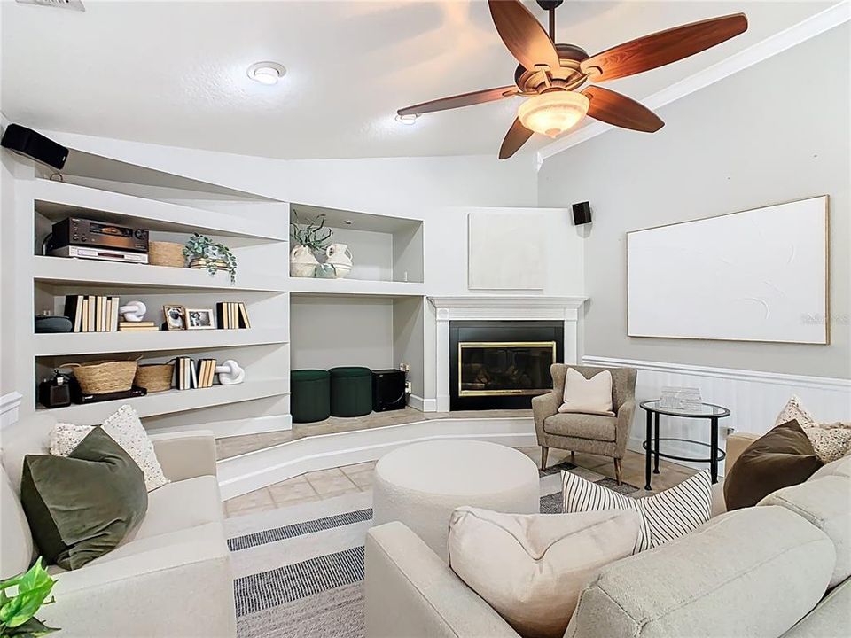 For Sale: $1,149,000 (5 beds, 4 baths, 4382 Square Feet)