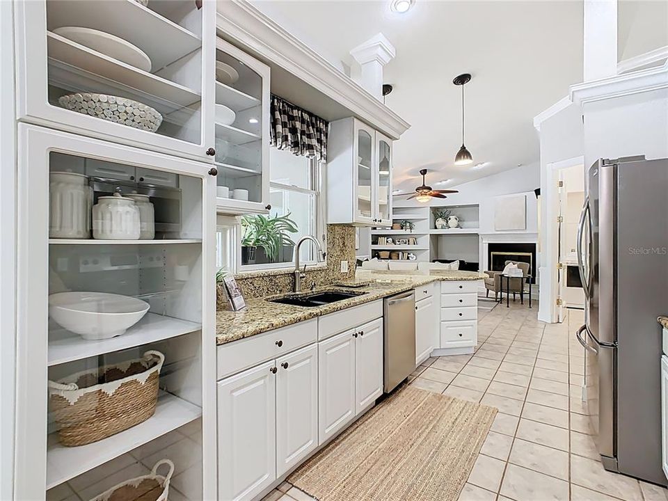 For Sale: $1,149,000 (5 beds, 4 baths, 4382 Square Feet)